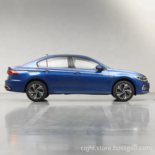 2023 New VW Bora 1.2T Sedan à essence à prix bon marché Carburant Cars de sport pour Volkswagen Bora Wholesale Gas Cars de 200 km / h